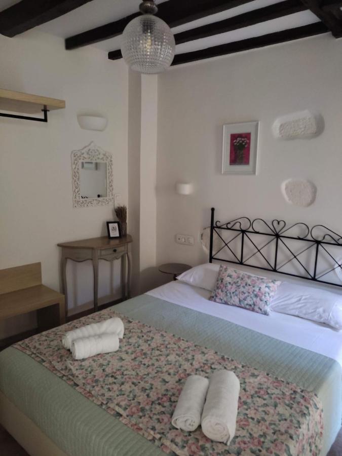 Loggia Traditional Suites Rethimno Eksteriør billede