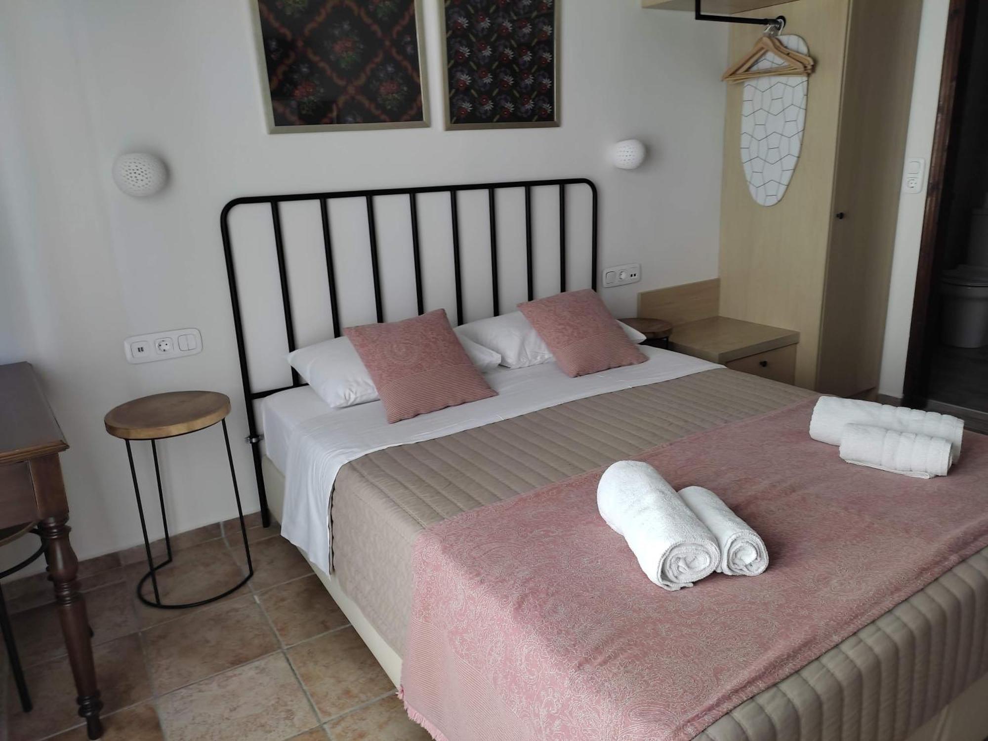 Loggia Traditional Suites Rethimno Værelse billede