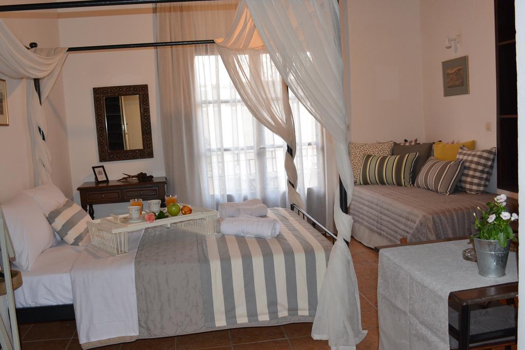 Loggia Traditional Suites Rethimno Eksteriør billede
